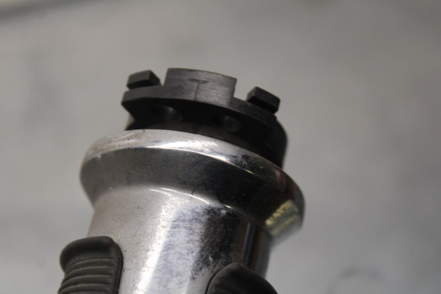 03-08 KAWASAKI VULCAN 1600 RIGHT THROTTLE GRIP BB616