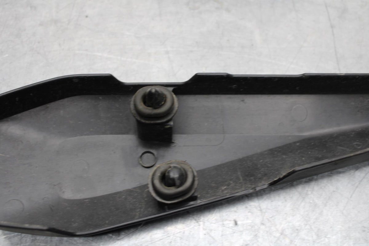 2012 Yamaha FZ8 RIGHT LEFT FRONT SIDE SEAT PANELS TRIMS COWLS FAIRINGS BB550