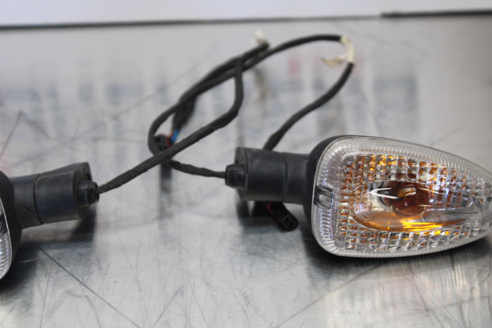 06-12 BMW F800ST REAR LEFT RIGHT TURN SIGNALS LIGHT INDICATORS BB144