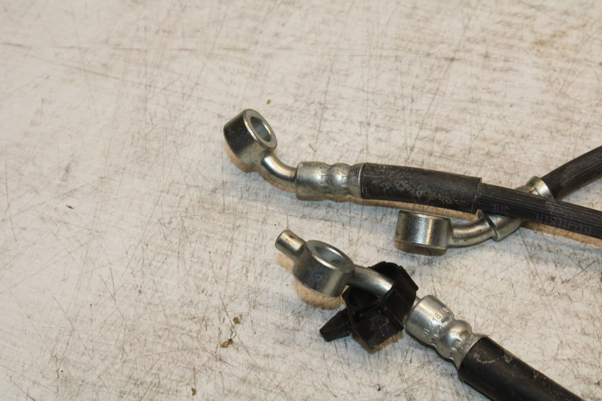 11-19 SUZUKI GSXR600 FRONT BRAKE CALIPER HOSES LINES BB371