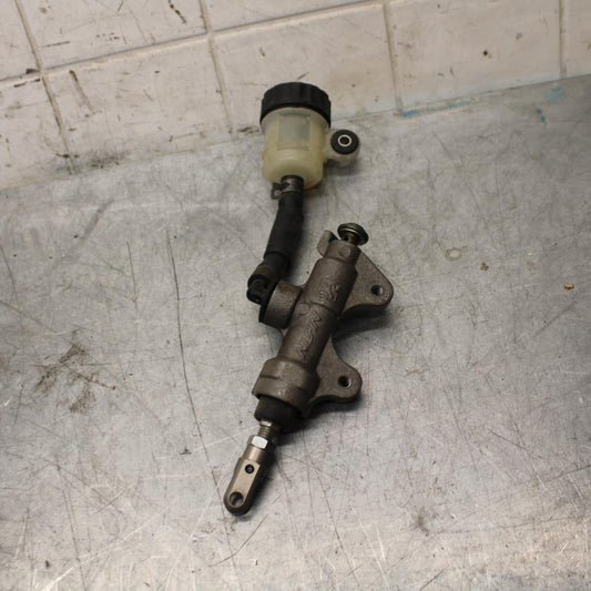 2008 Yamaha YZF R6 REAR  BRAKE MASTER CYLINDER W RESERVOIR 2C0-2583V-01-00 BB521