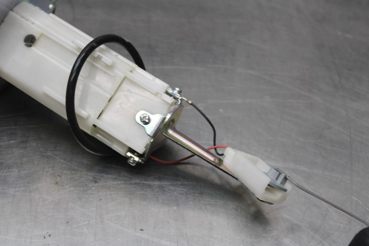 13 KAWASAKI NINJA 650 EX650F ABS FUEL PUMP GAS PETROL SENDER UNIT BB828