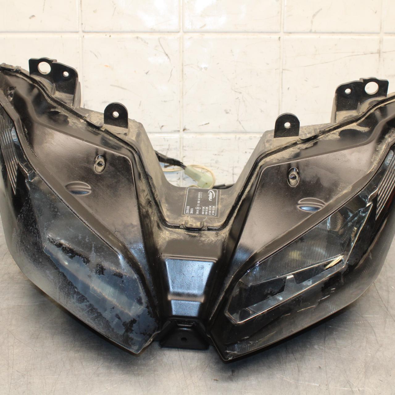 2015 Kawasaki Ninja 300 EX300 FRONT HEADLIGHT HEAD LIGHT LAMP 23007-0174 BB61