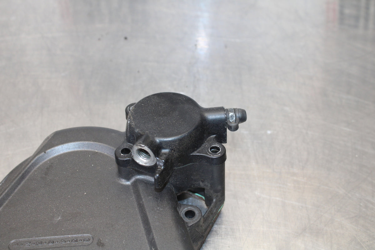 06-07 HONDA CBR1000RR CLUTCH SLAVE PISTON CYLINDER & SPROCKET COVER BB166