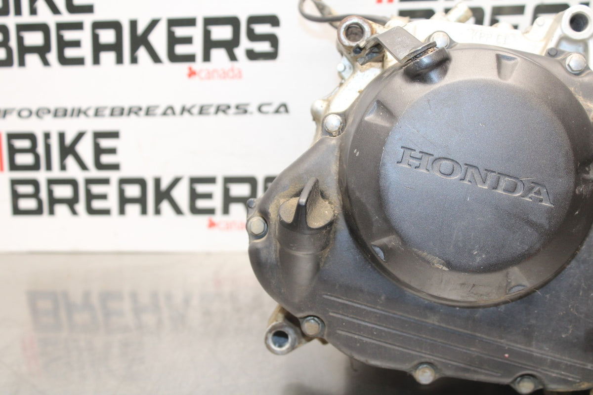 08 HONDA CBR125R ENGINE MOTOR BB804