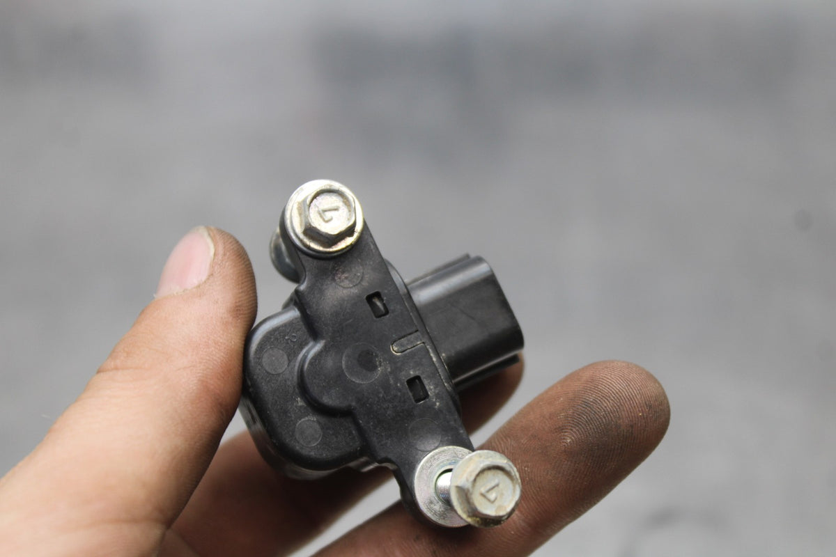24 KAWASAKI NINJA ZX6R ZX636 ABS 40TH ANNIVERSARY TIP OVER ANGLE SENSOR BB911