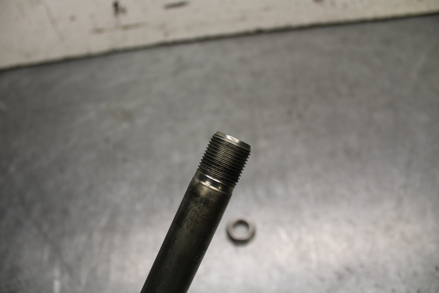 13-18 KAWASAKI NINJA ZX6R REAR BACK SWINGARM BOLT SUSPENSION PIVOT AXLE BB666