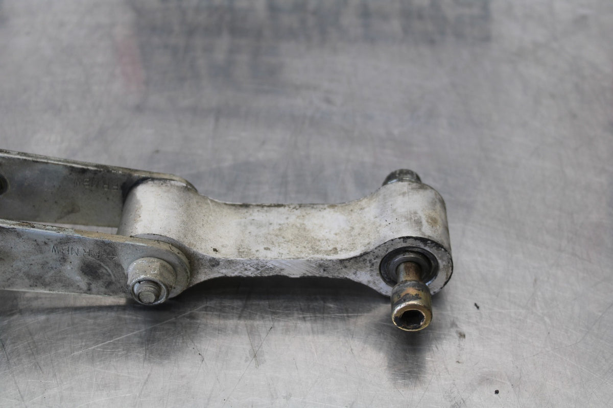 01-06 HONDA CBR600F4I REAR DOGBONE SHOCK LINKAGE LINK BB185