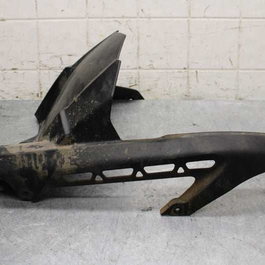 17 KAWASAKI Z900 ZR900 REAR BACK WHEEL TIRE HUGGER FENDER 35023-0474 BB549