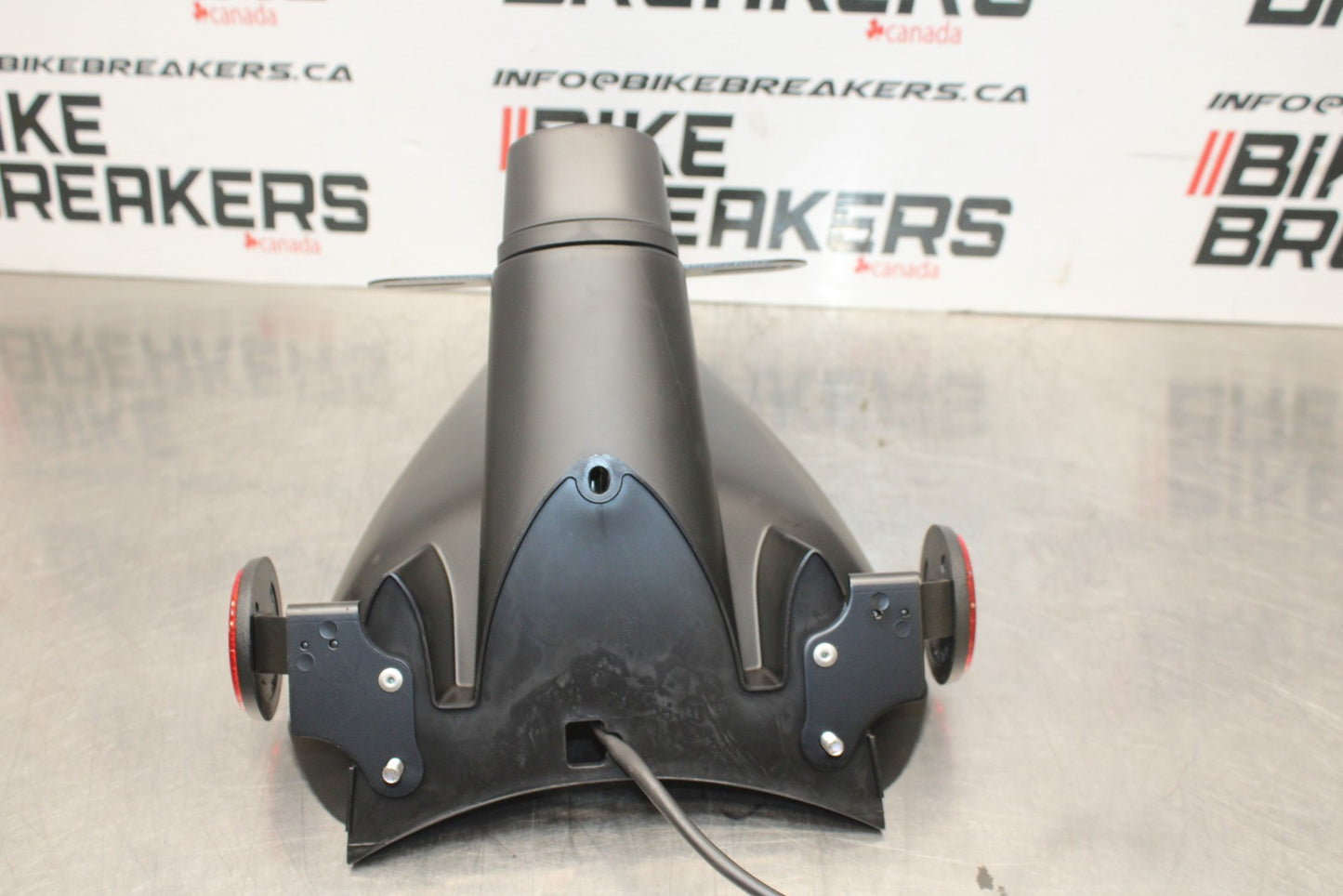 23-24 KAWASAKI NINJA ZX14R REAR BACK FENDER MUD GUARD BB764