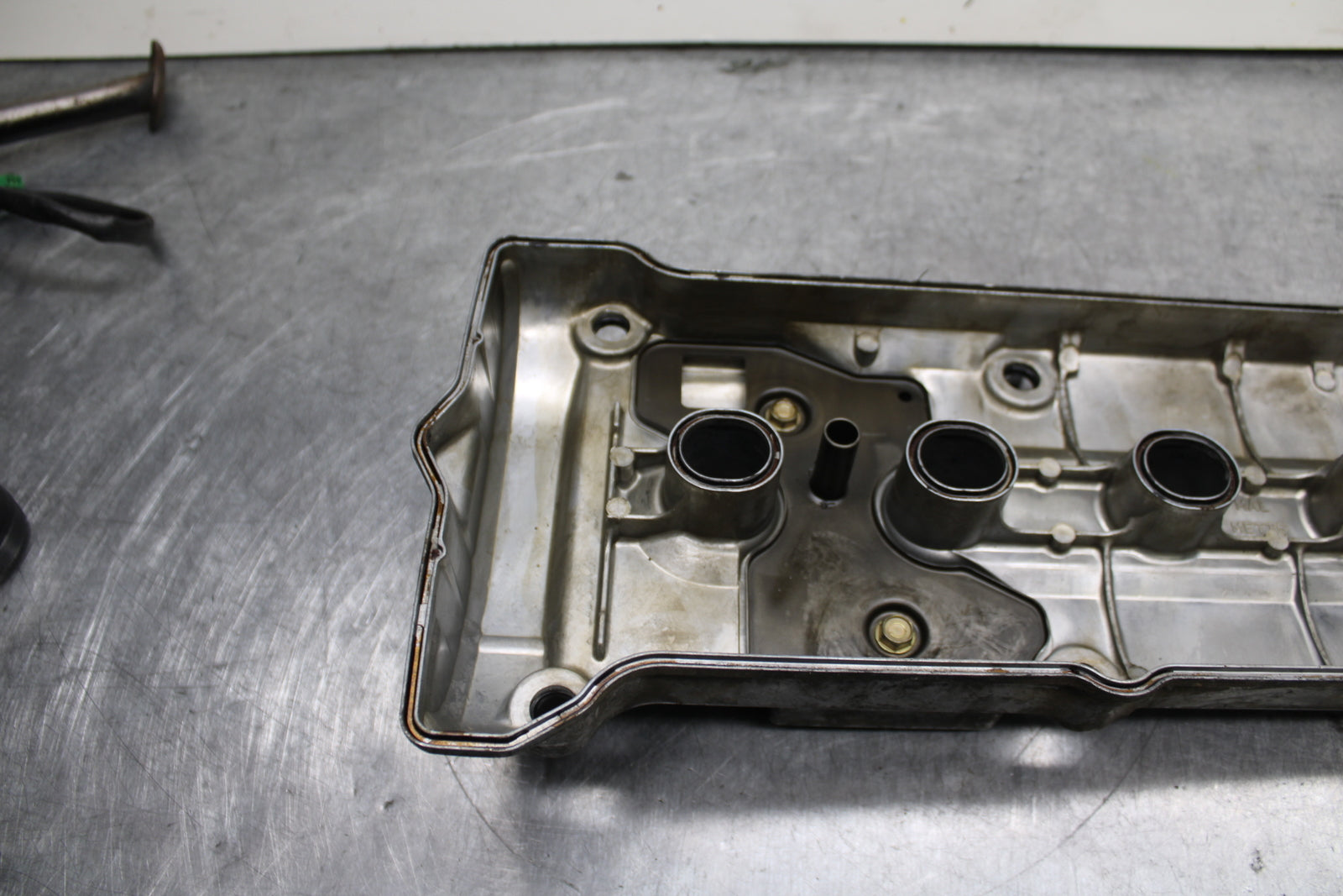 95-98 HONDA CBR600F3 ENGINE TOP END CYLINDER HEAD COVER BB122