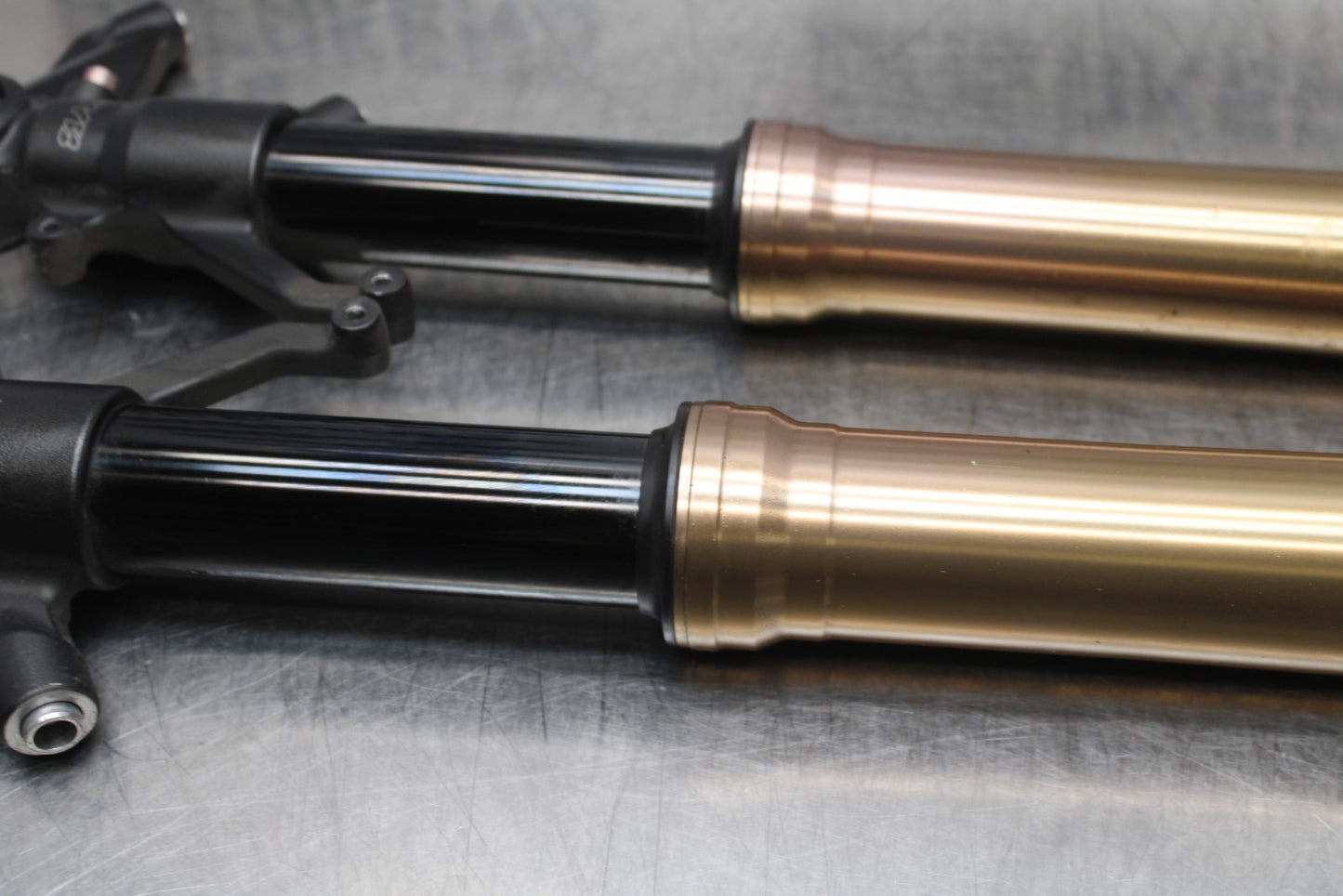 08 KAWASAKI NINJA ZX10R FRONT FORKS SHOCK SUSPENSION SET PAIR BB201