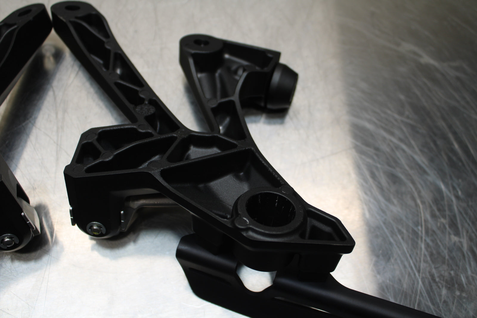 23-24 KAWASAKI NINJA ZX14R NEW!! REAR BACK PASSENGER PEG SET PAIR BB141