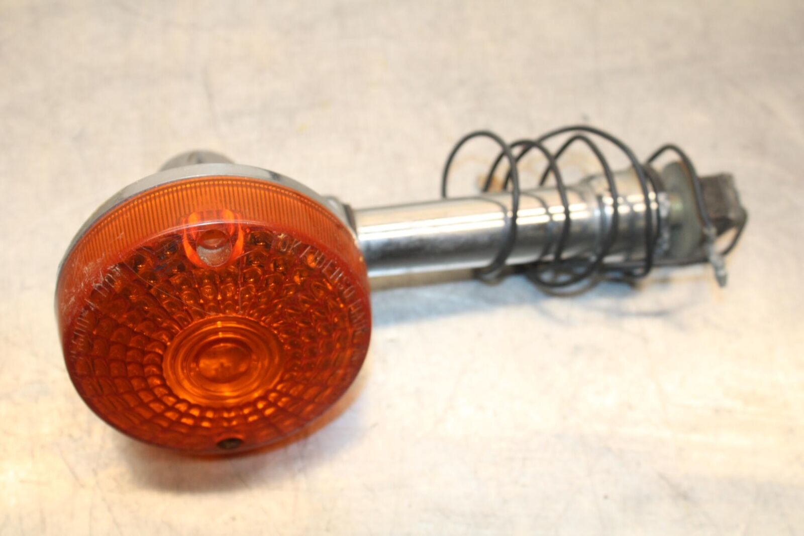 80-83 SUZUKI GS750E REAR LEFT RIGHT TURN SIGNALS LIGHT INDICATORS BB82