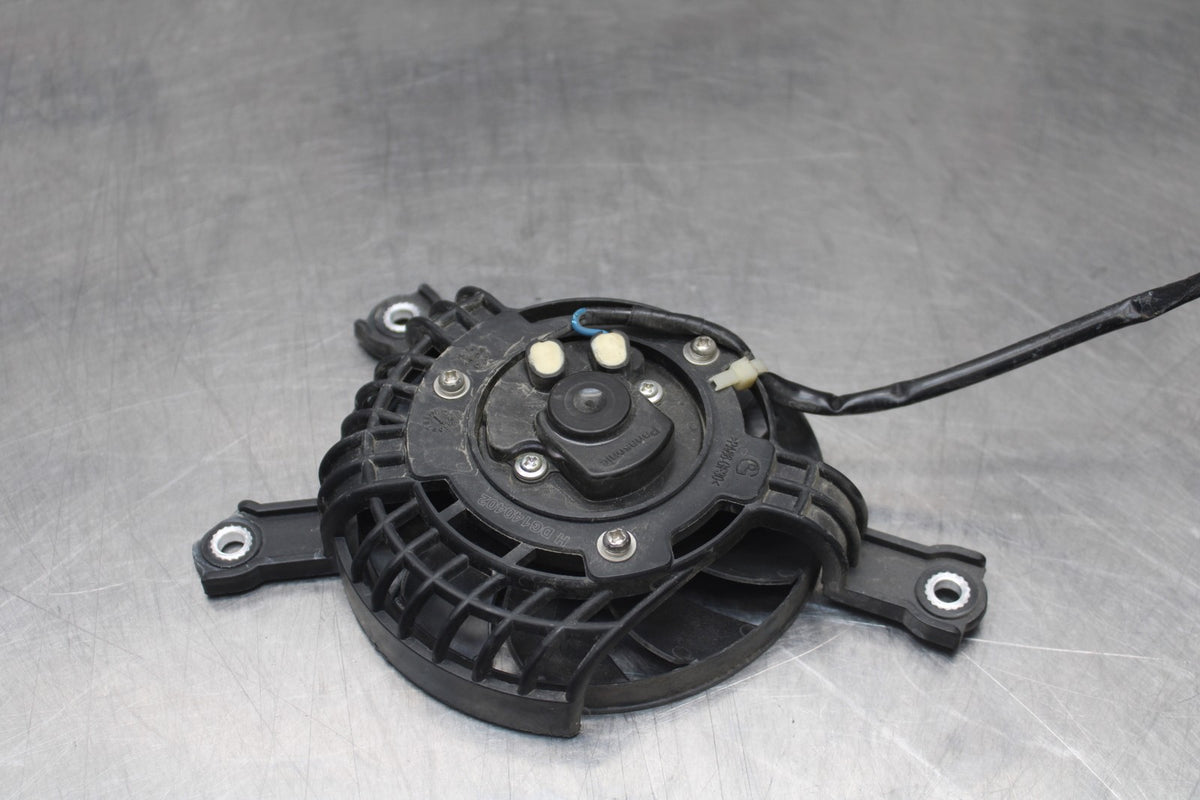 15 SUZUKI GW250F ENGINE RADIATOR COOLING FAN BB789