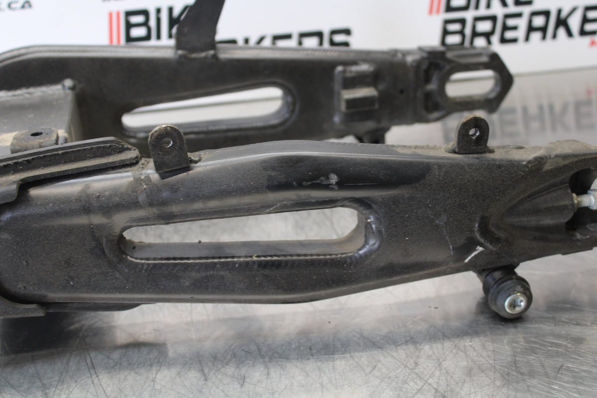 07 KAWASAKI Z1000 REAR SWINGARM BACK SUSPENSION SWING ARM BB148
