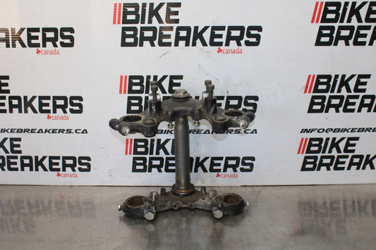 81 YAMAHA MAXIM 550 XJ550 FORKS CLAMP UPPER LOWER TRIPLE TREE STEM BB866
