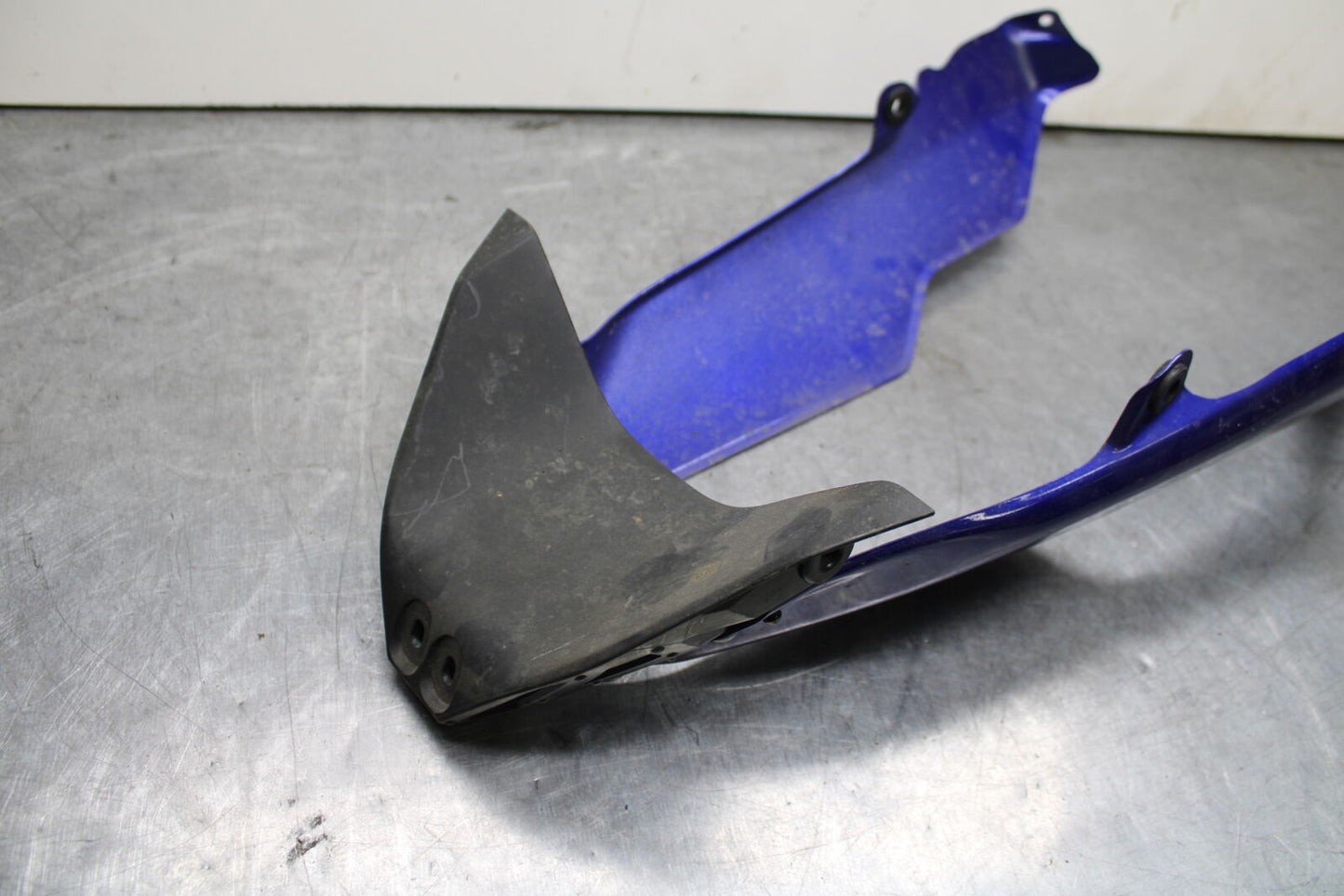 22-23 YAMAHA YZF R7 LOWER BOTTOM BELLY FAIRING COWL BB583
