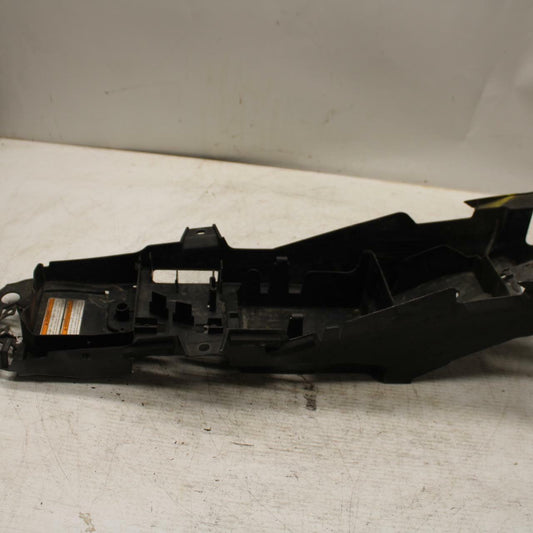 15 YAMAHA FZ09 REAR BACK TAIL UNDERTAIL BATTERY TRAY PLASTIC BB367
