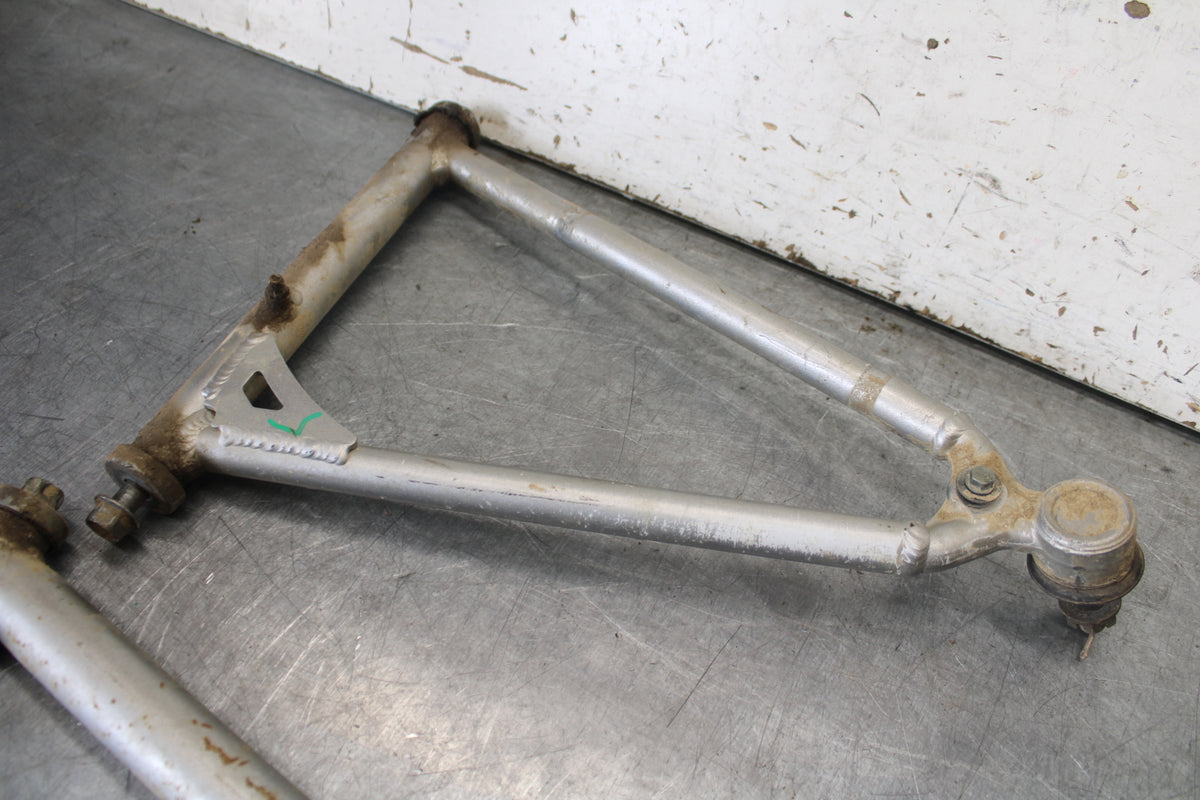 01-05 YAMAHA RAPTOR 660R FRONT LOWER UPPER LEFT CONTROL A ARMS  BB695