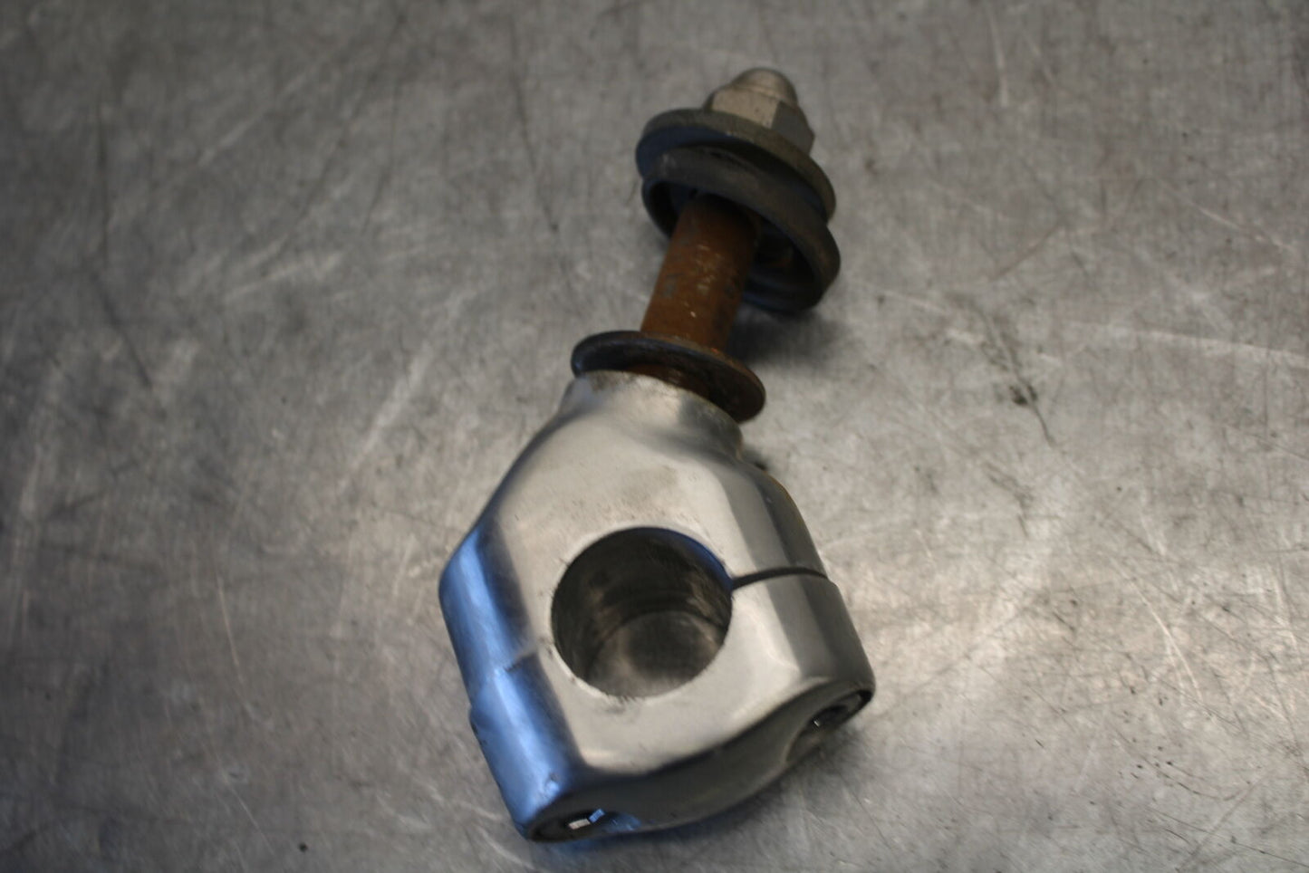 05-06 YAMAHA ROYAL STAR HANDLEBAR RISERS BB697