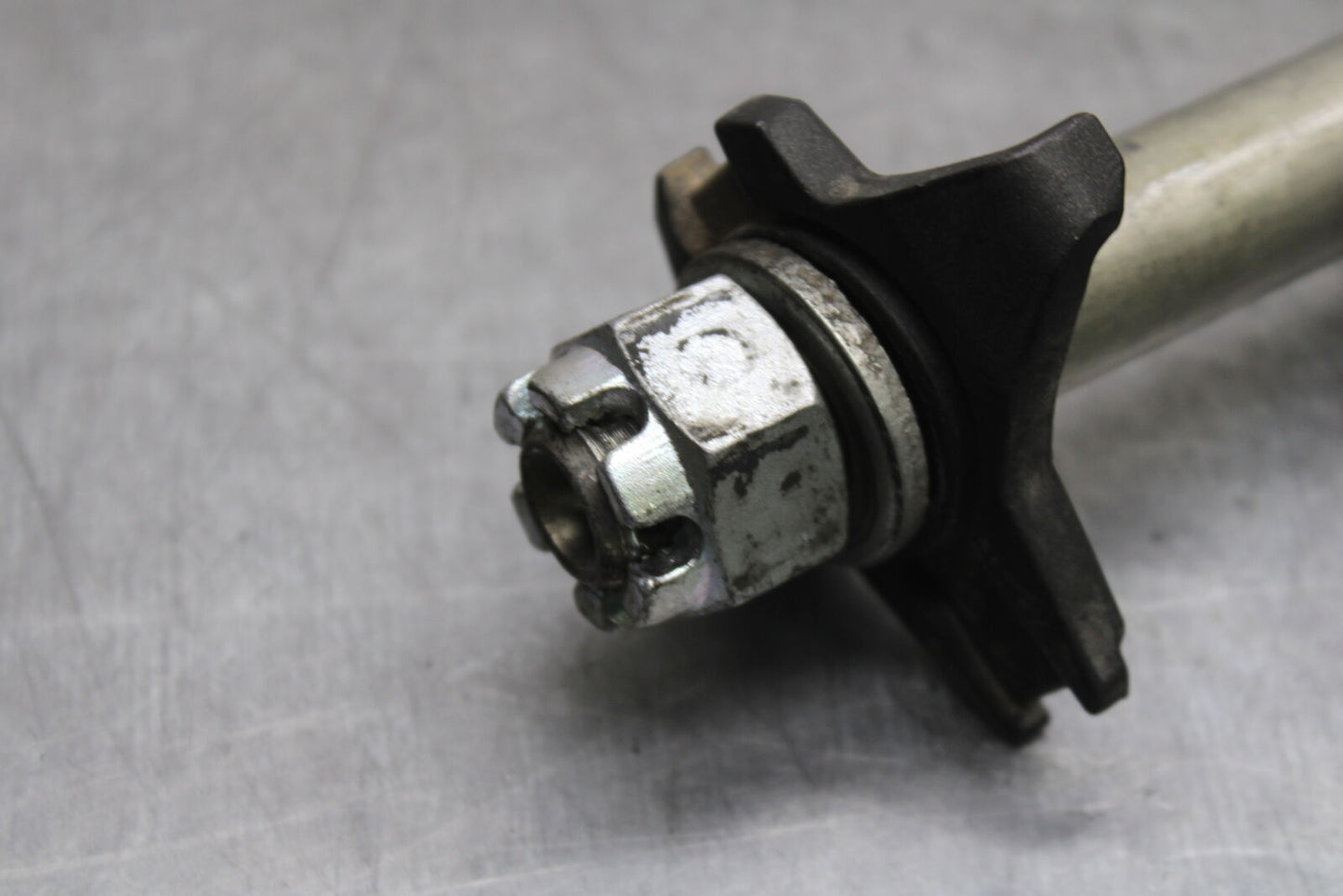 18-24 KAWASAKI NINJA 650 REAR AXLE BACK WHEEL RIM PIVOT BOLT AXEL BB725