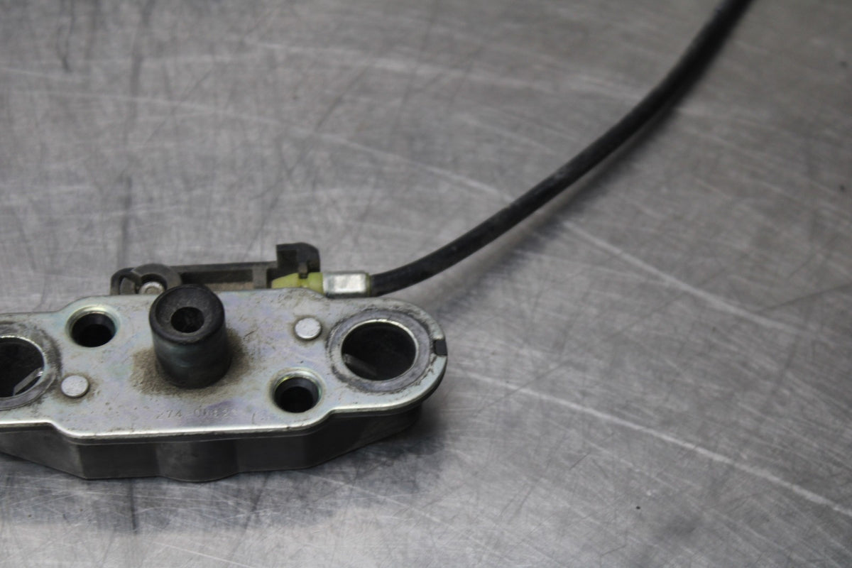 07-08 KAWASAKI NINJA ZX6R REAR PASSENGER SEAT LATCH  ASSEMBLY BB855