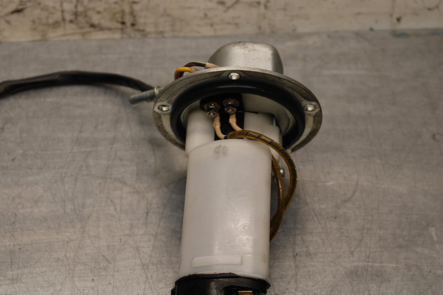 2011 Kawasaki Ninja ZX10R ZX1000K ABS FUEL PUMP GAS PETROL SENDER UNIT BB555