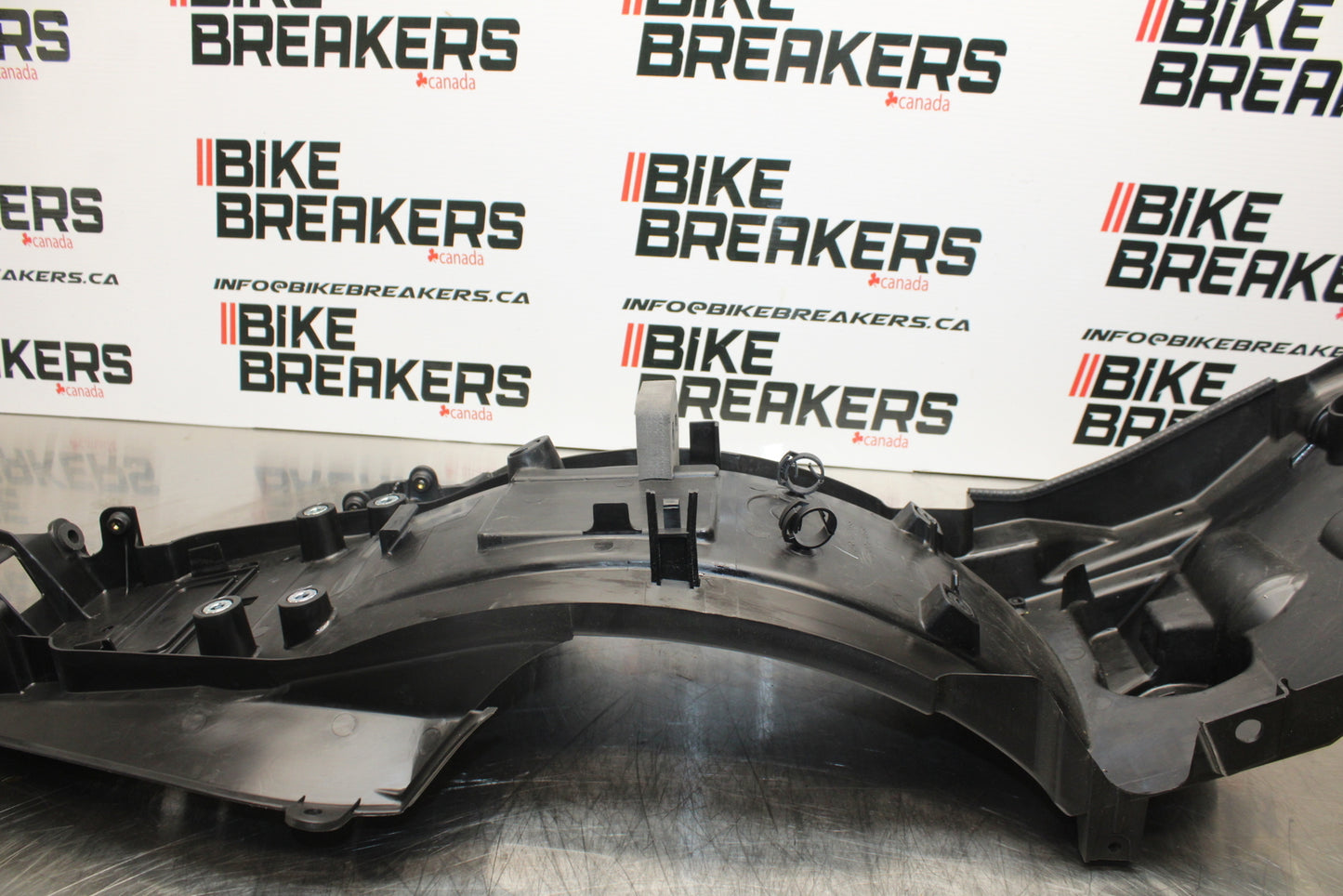 23-24 KAWASAKI NINJA ZX14R NEW!! REAR BACK TAIL UNDERTAIL FAIRING FENDER BB153