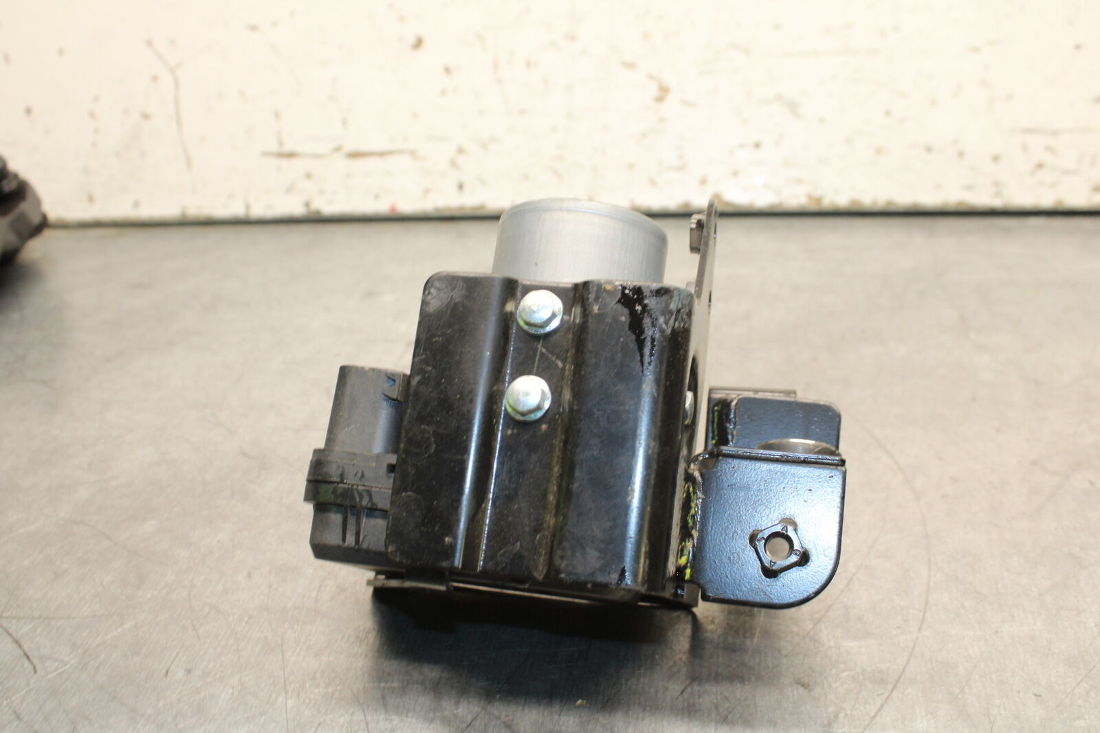19-24 YAMAHA R3 ABS PUMP UNIT MODULE BB736