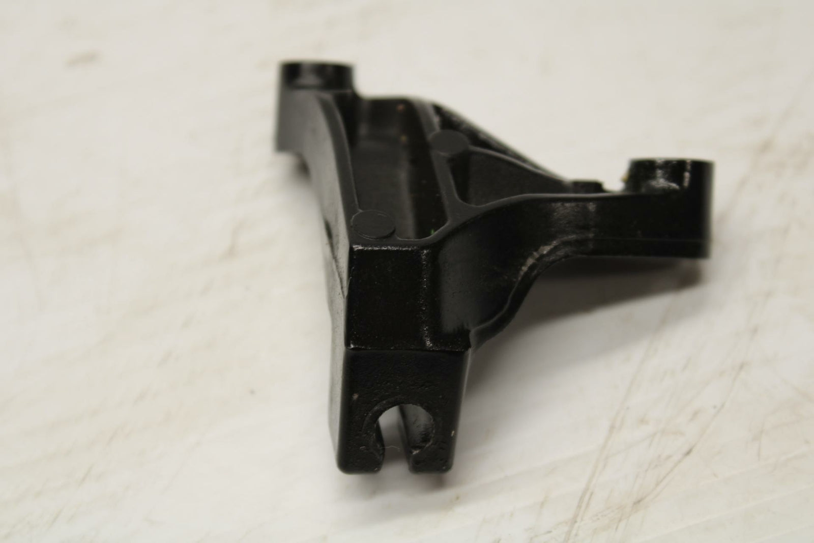 09-12 KAWASAKI NINJA ZX6R CLUTCH CABLE HOLDER MOUNT STAY BRACKET BB272