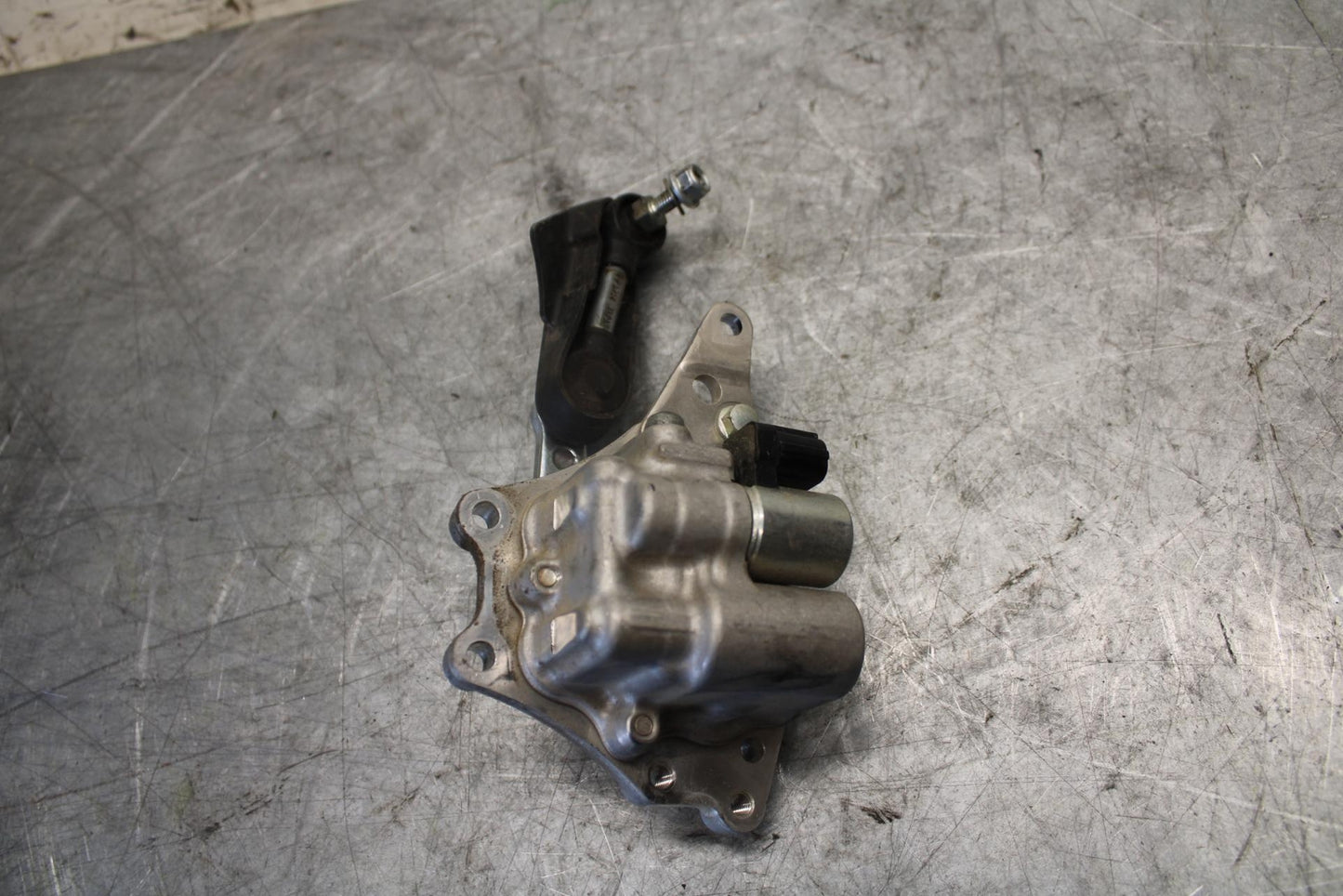 2009 Honda CBR600RR STEERING DAMPER STABILIZER 53700-MFJ-D01 BB536