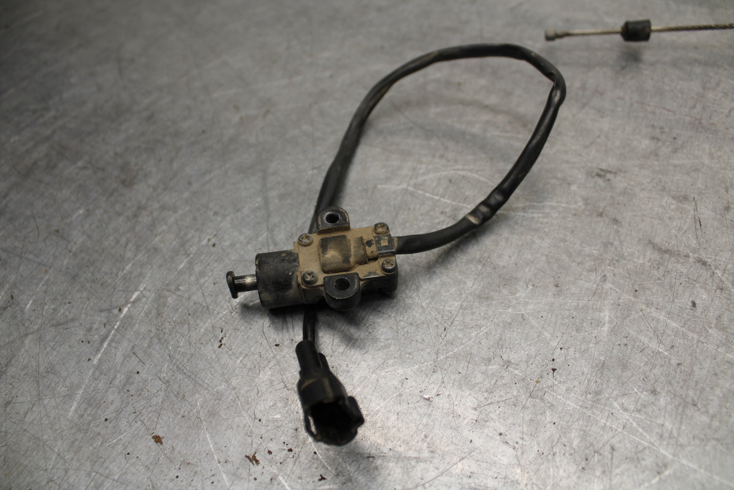 09-11 TRIUMPH DAYTONA 675 KICKSTAND SIDE KICK STAND SENSOR BB652