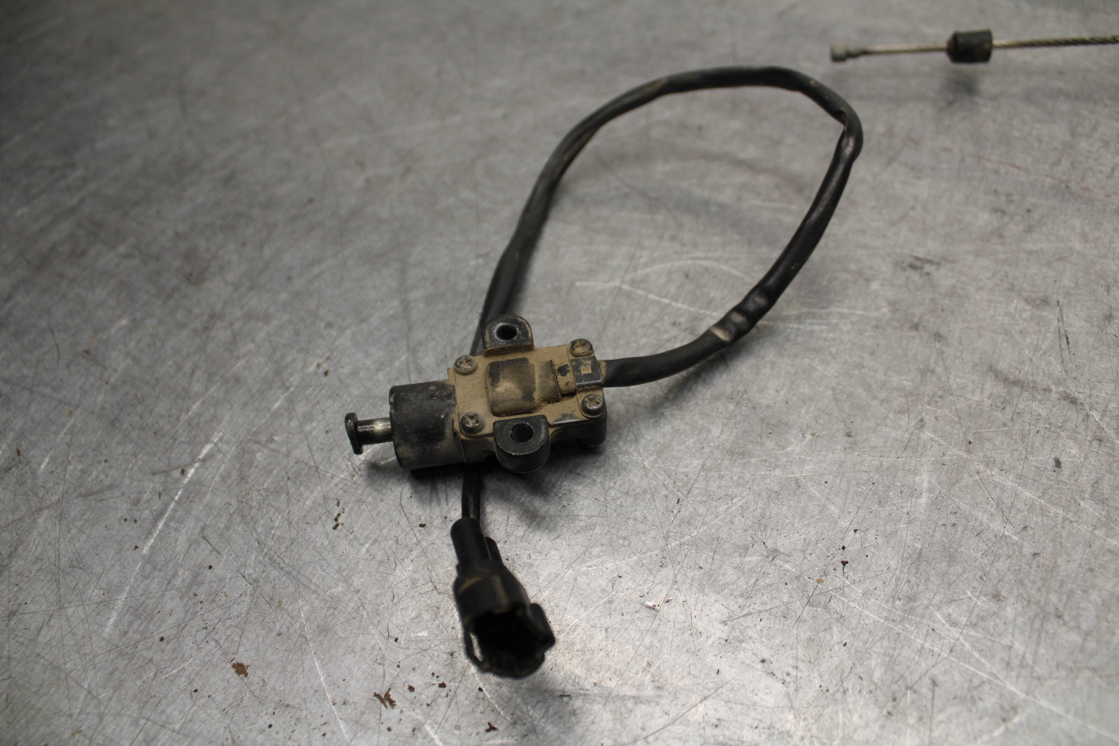 09-11 TRIUMPH DAYTONA 675 KICKSTAND SIDE KICK STAND SENSOR BB652