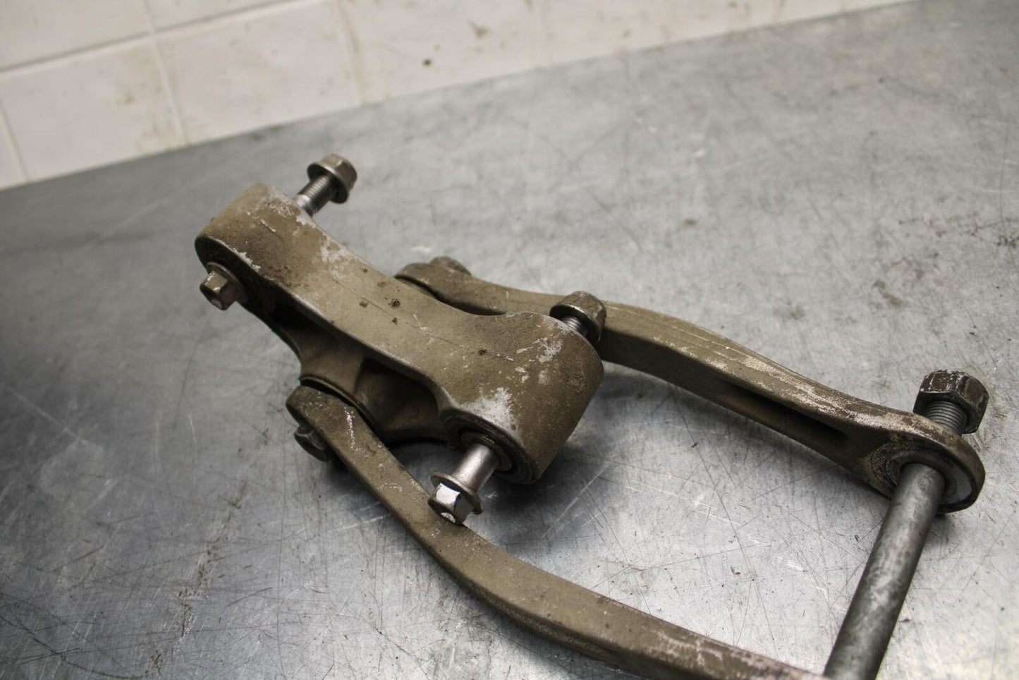 08-09 KAWASAKI NINJA ZX14R REAR DOGBONE SHOCK LINKAGE LINK BB73