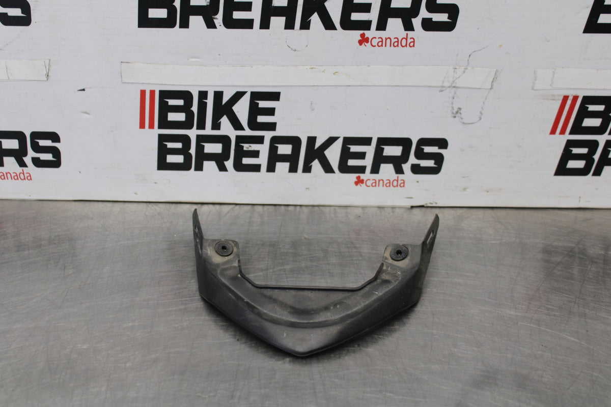 13-18 KAWASAKI NINJA ZX6R CENTER REAR BACK TAIL FAIRING COVER TRIM COWL BB908