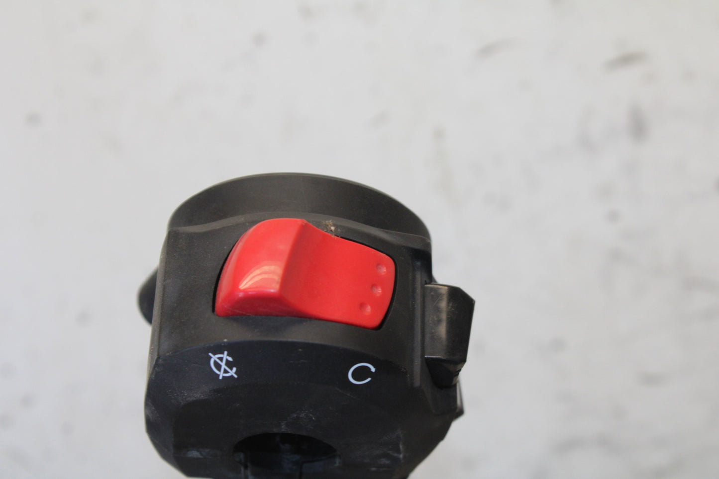 11-24 SUZUKI GSXR750 RIGHT CLIP ON HANDLE KILL OFF START SWITCH SWITCHES BB687