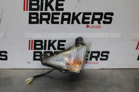 08 KAWASAKI ZX6R RIGHT FRONT TURN SIGNAL LIGHT INDICATOR BB896