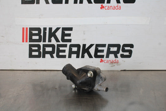 11-24 SUZUKI GSXR750 THERMOSTAT W HOUSING ASSEMBLY BB879