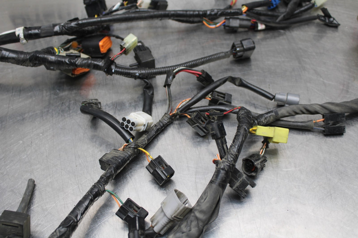 08-10 SUZUKI GSXR 600 MAIN ENGINE WIRING HARNESS MOTOR WIRE LOOM BB202