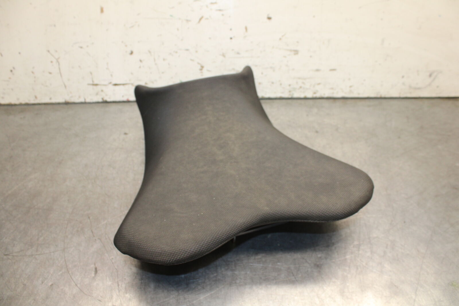 18-23 KAWASAKI NINJA 400 EX400 ABS FRONT DRIVERS SEAT PAD SADDLE PILLION BB747