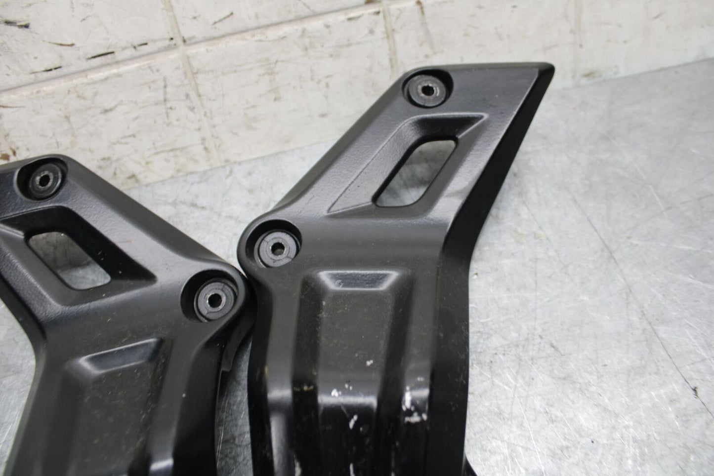 2015 Yamaha FZ07 RIGHT LEFT FRAME MID SIDE COVERS COWLS PANELS TRIM BB531