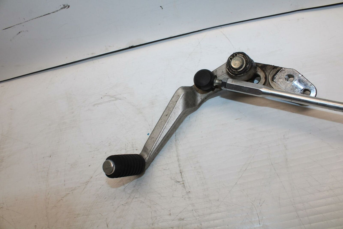 11-21 SUZUKI GSXR600 SHIFTER LINKAGE SHIFT  PEDAL 25520-01H00 25525-01H00 BB260