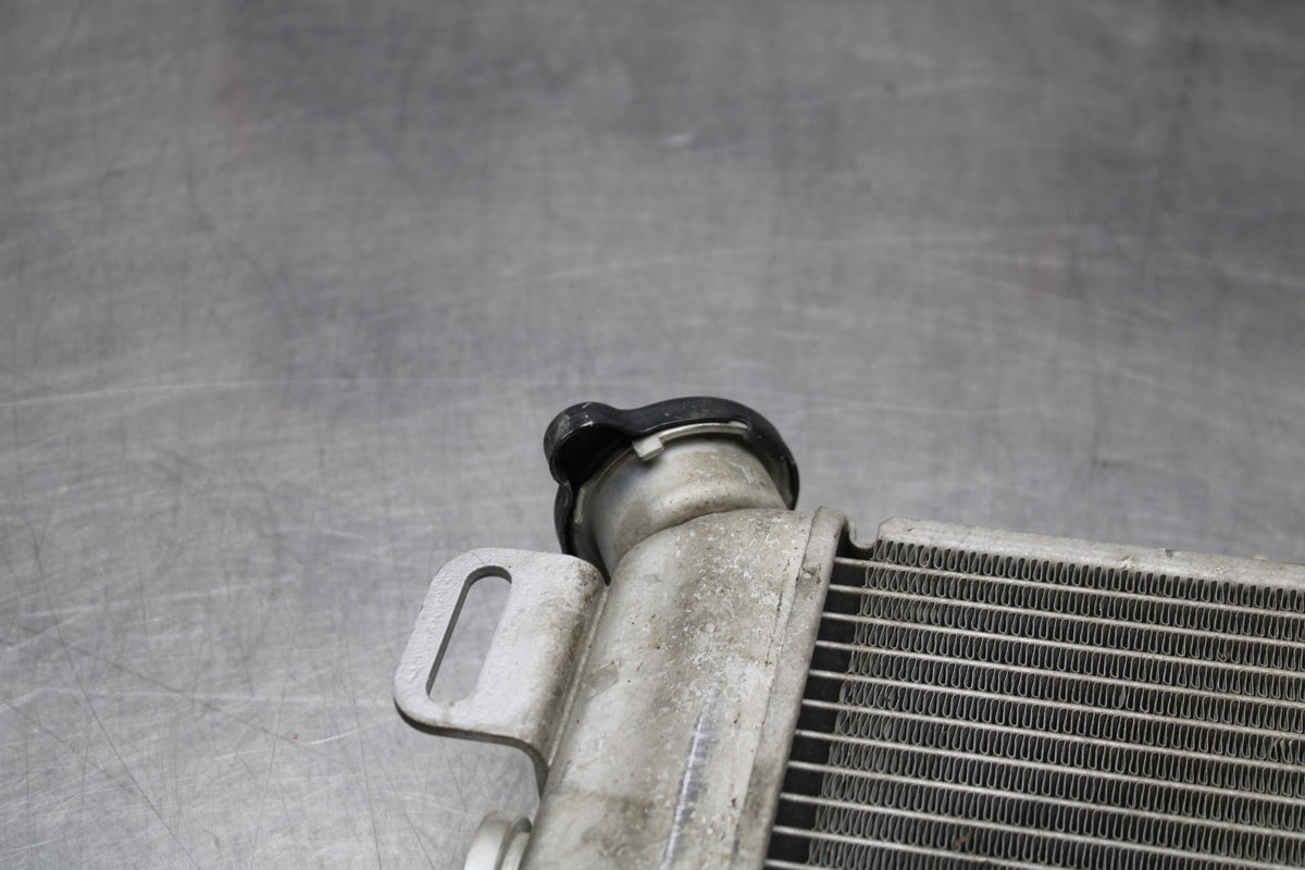 06 KAWASAKI NINJA 650 EX650 ENGINE RADIATOR MOTOR COOLER COOLING RADIATER BB823