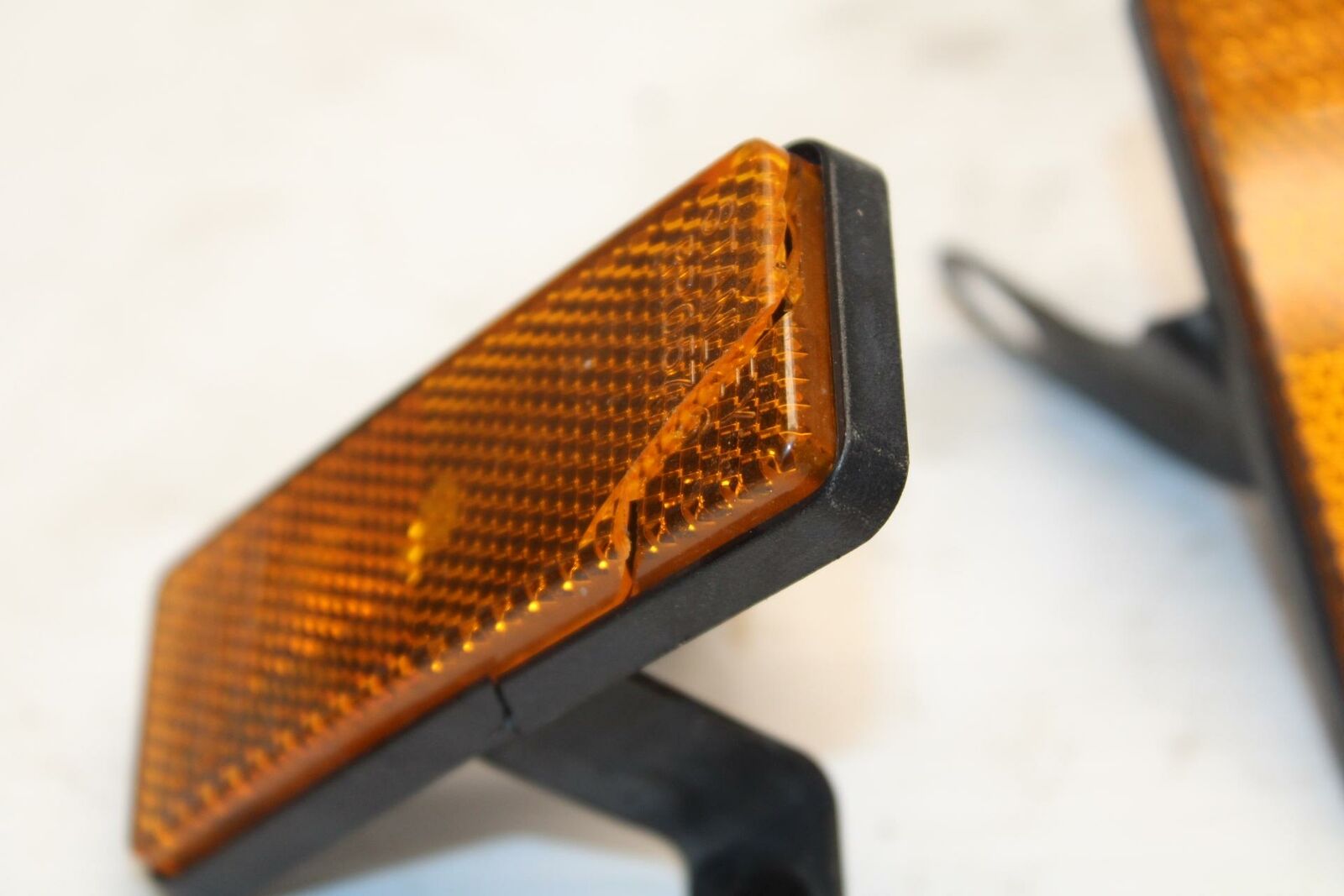 08-16 YAMAHA YZF R6 FRONT REFLECTORS REFLECTOR SET PAIR BB247