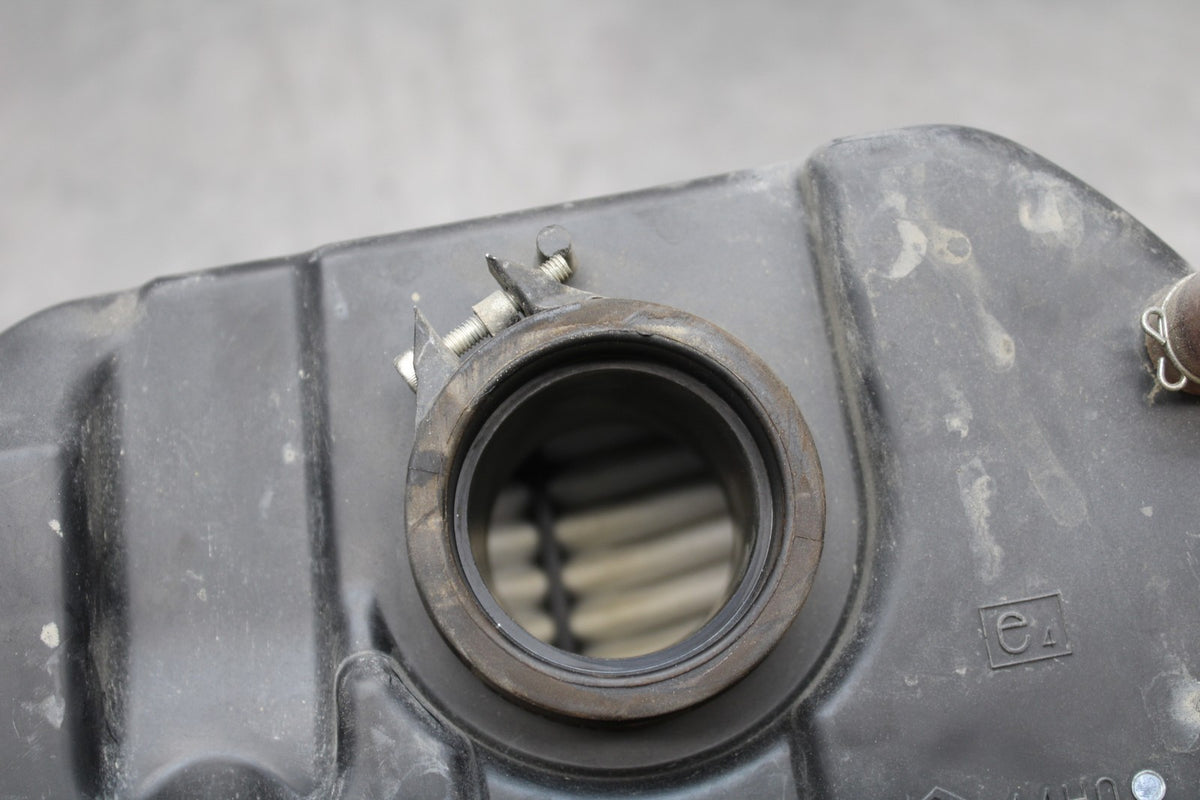 10 SUZUKI SV650 AIRBOX AIR INTAKE FILTER BOX BB181