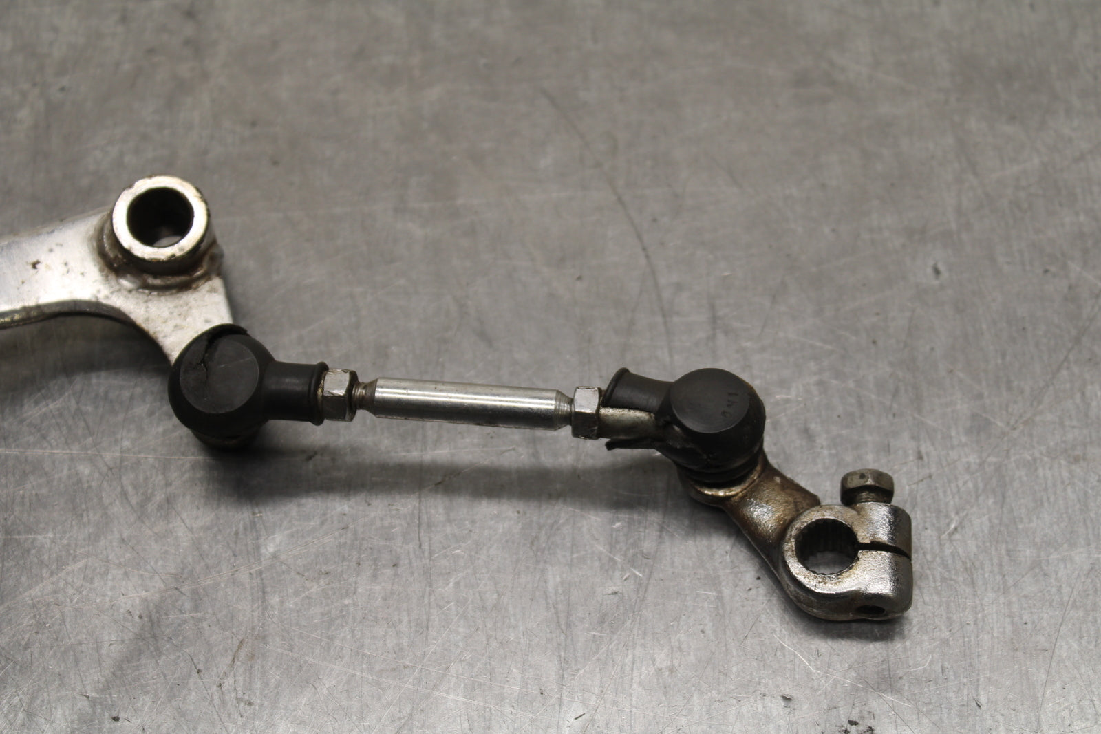 78 SUZUKI GS550E SHIFTER LINKAGE SHIFT LINK PEDAL BB133