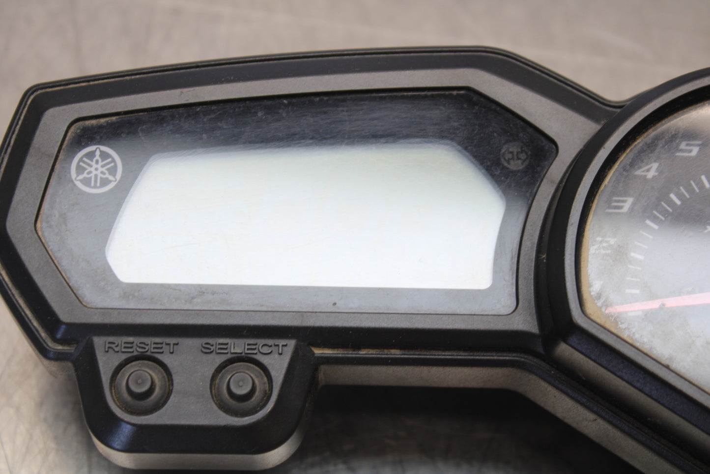 09-15 YAMAHA FZ6R SPEEDO TACH GAUGES CLUSTER SPEEDOMETER TACHOMETER BB161