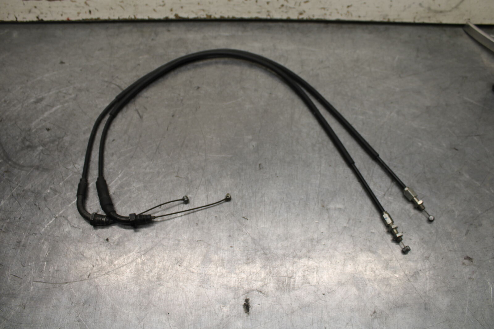 15-16 HONDA CB300F THROTTLE CABLES LINES BB740