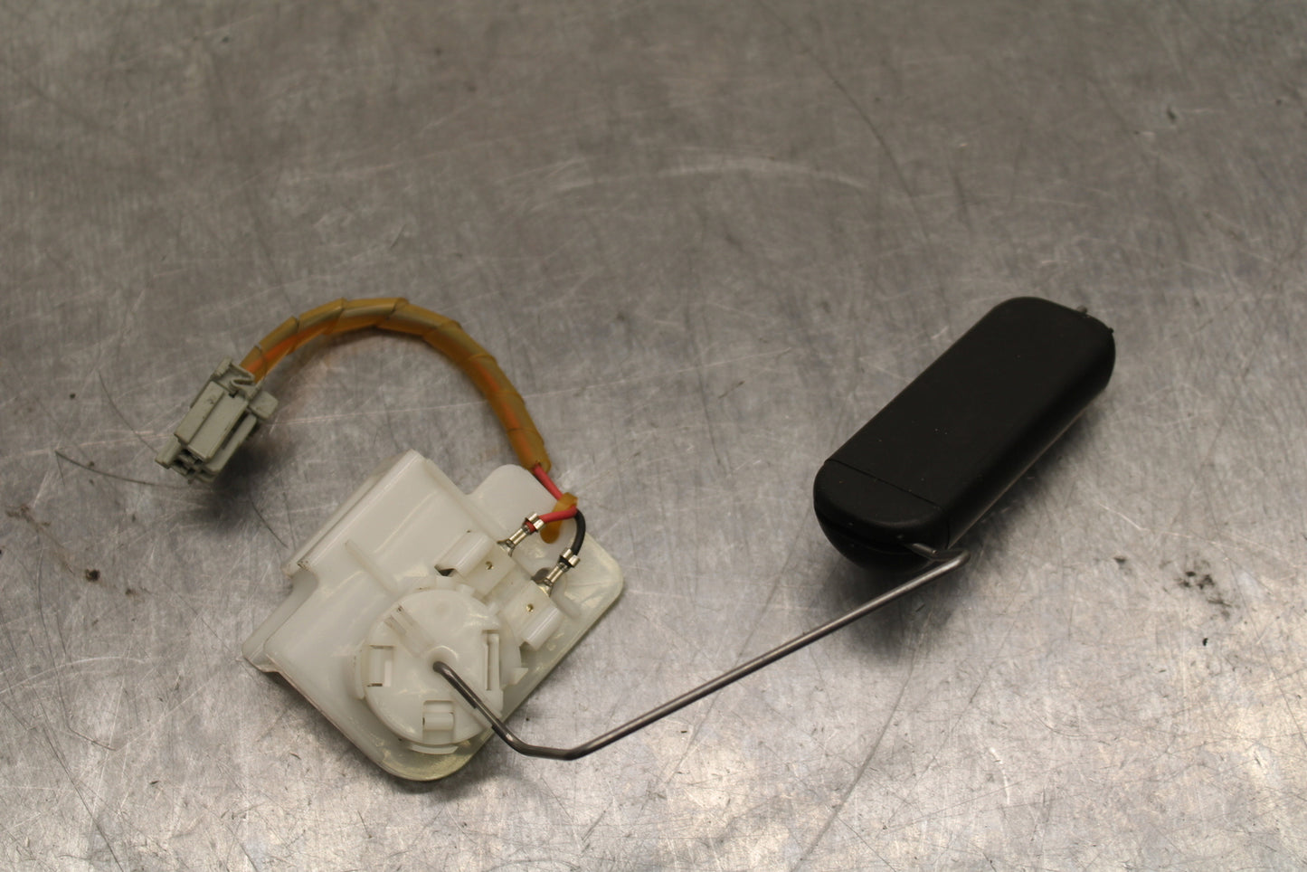 13-16 SUZUKI BANDIT 1250S ABS FLOAT GAS FUEL PETROL LEVEL SENDING UNIT BB134